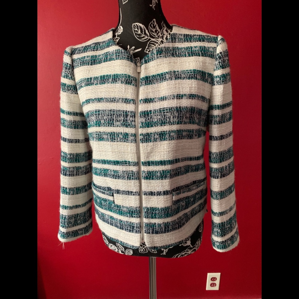 Zara Basic Short jacket Sz M